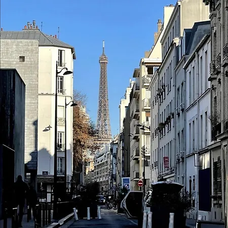 Eiffel Tour Cosy Rosalia *